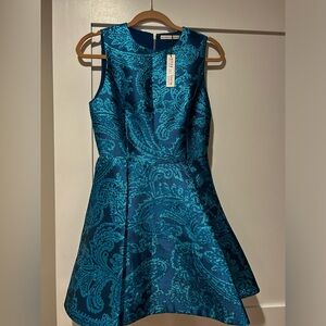 NWT Alice and Olivia deep pleat party dress in peacock.